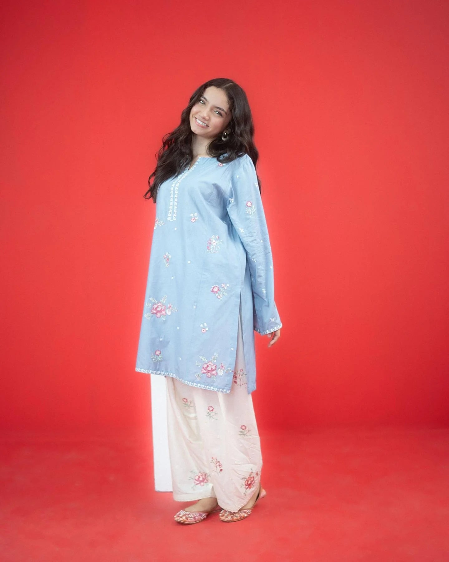 Fiza Lawn 2-Piece Suit - Stitch Outfit