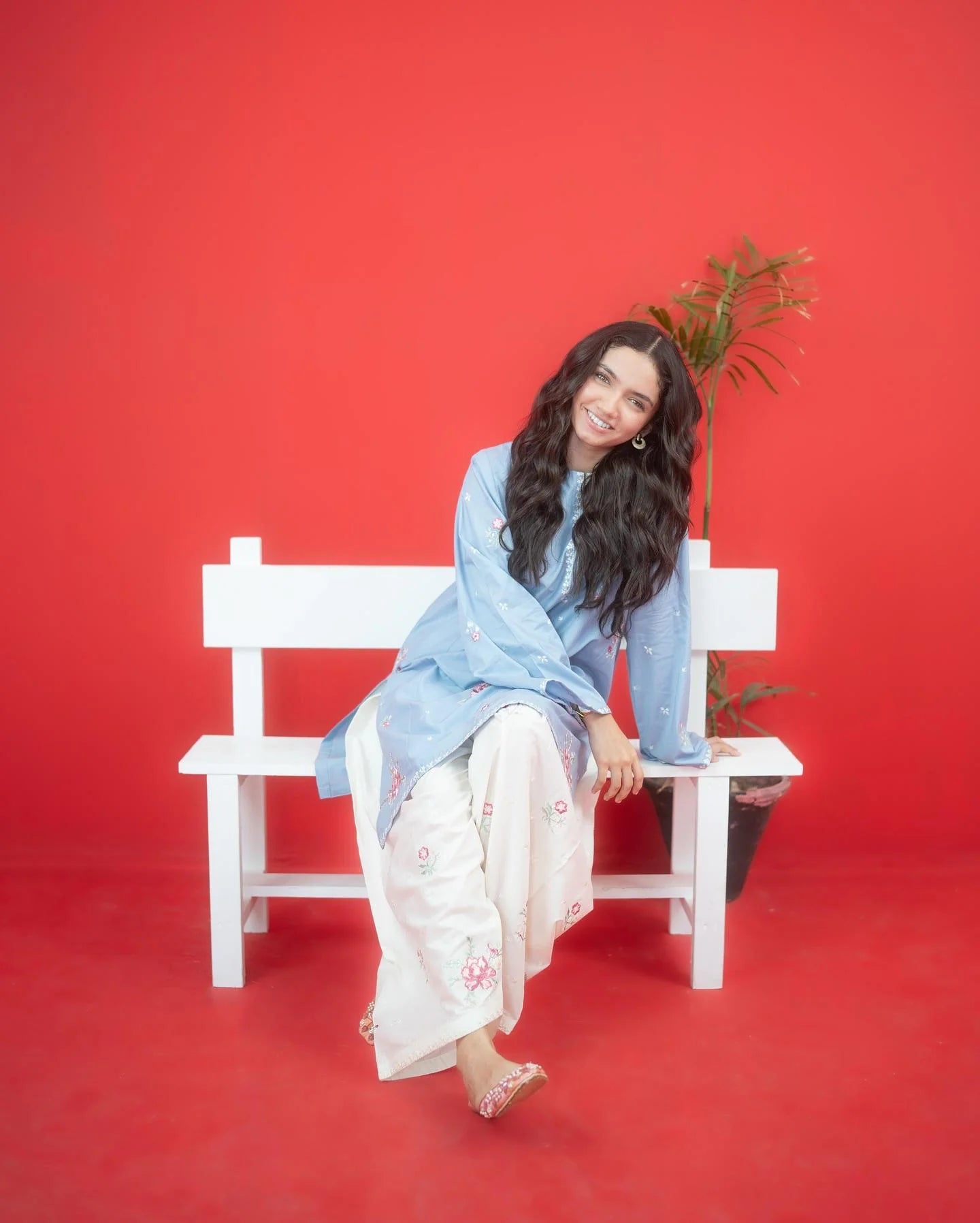 Fiza Lawn 2-Piece Suit - Stitch Outfit
