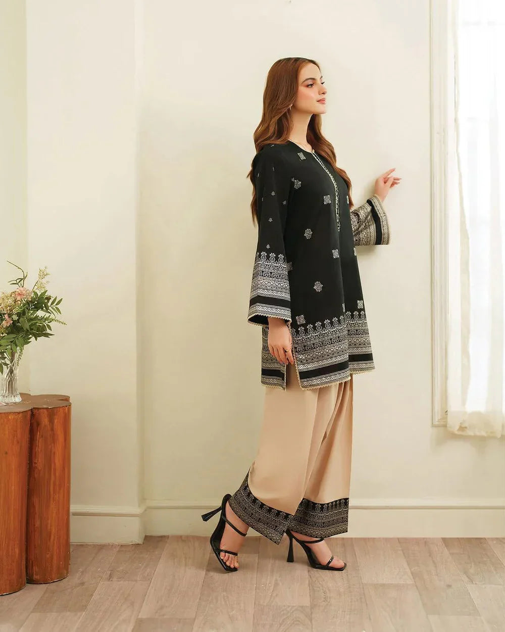 Mahapara Official 2-Piece Suit - Stitch Outfit