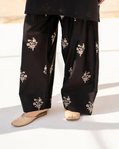 BLACK SAJAL SET ( FARSHI SHALWAR )