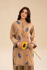 REEZA LAWN SET( FARSHI SHALWAR )