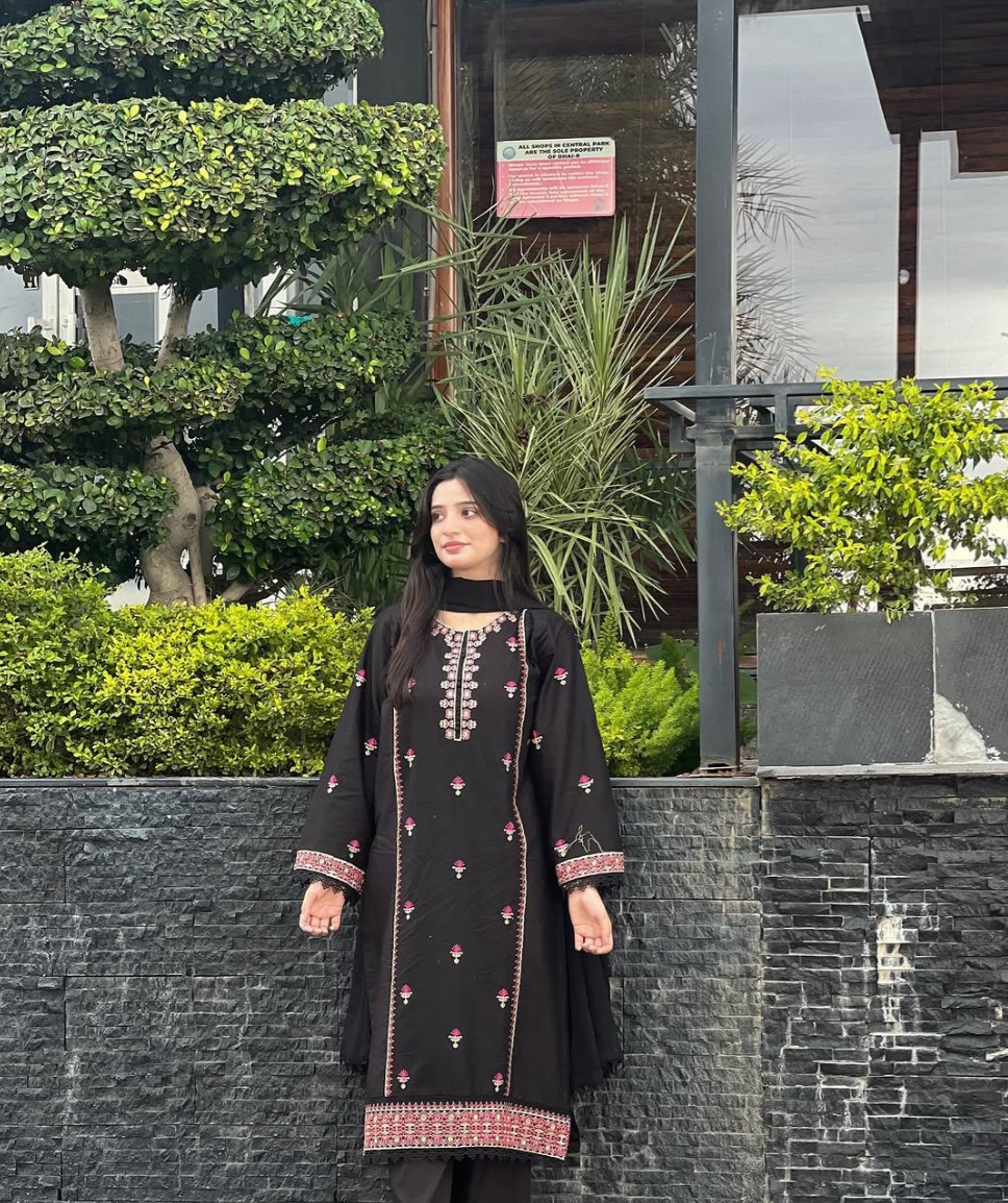 ANIKA 3PC