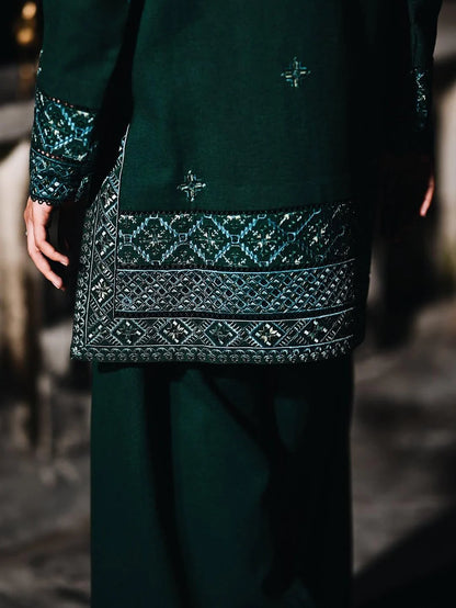 ZARNISH LAWN SET ( FARSHI SHALWAR )