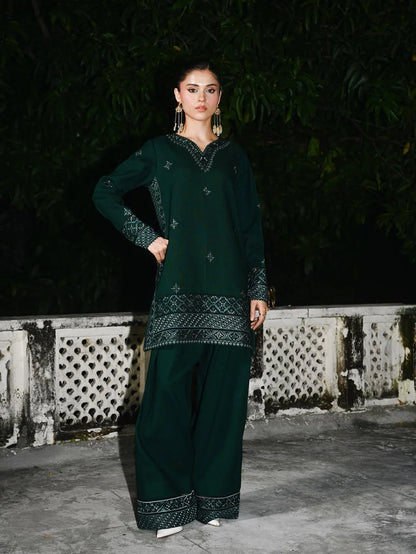 ZARNISH LAWN SET ( FARSHI SHALWAR )