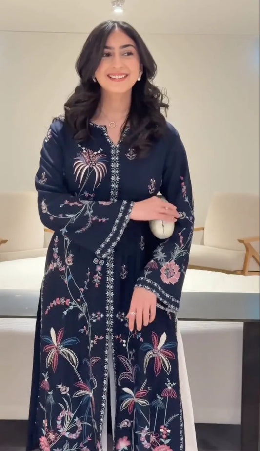 Laiqa 2-Piece Suit - Stitch Outfit