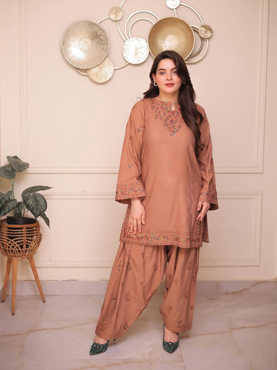 Fefa Brown 2-Piece Suit - Stitch Outfit