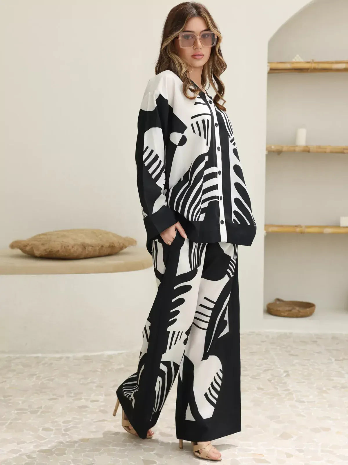 Kuroba Black & White Embroidered Suit - Stitch Outfit